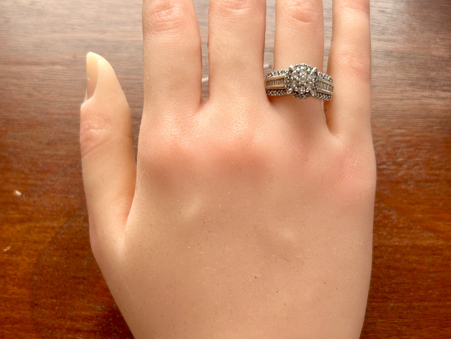 10k White Gold 1ctw Diamond Cluster Ring Sz 7.75 Signed ZEI Baguette Round
