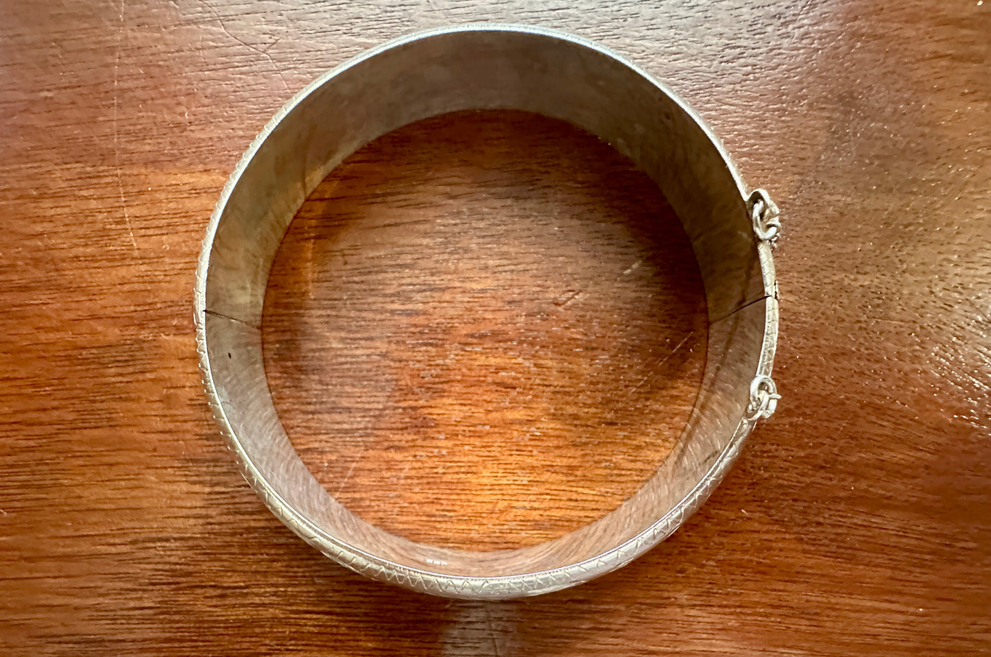 Vintage Sterling Silver 925 Puffy Domed Etched Bangle Bracelet Hinged Wide