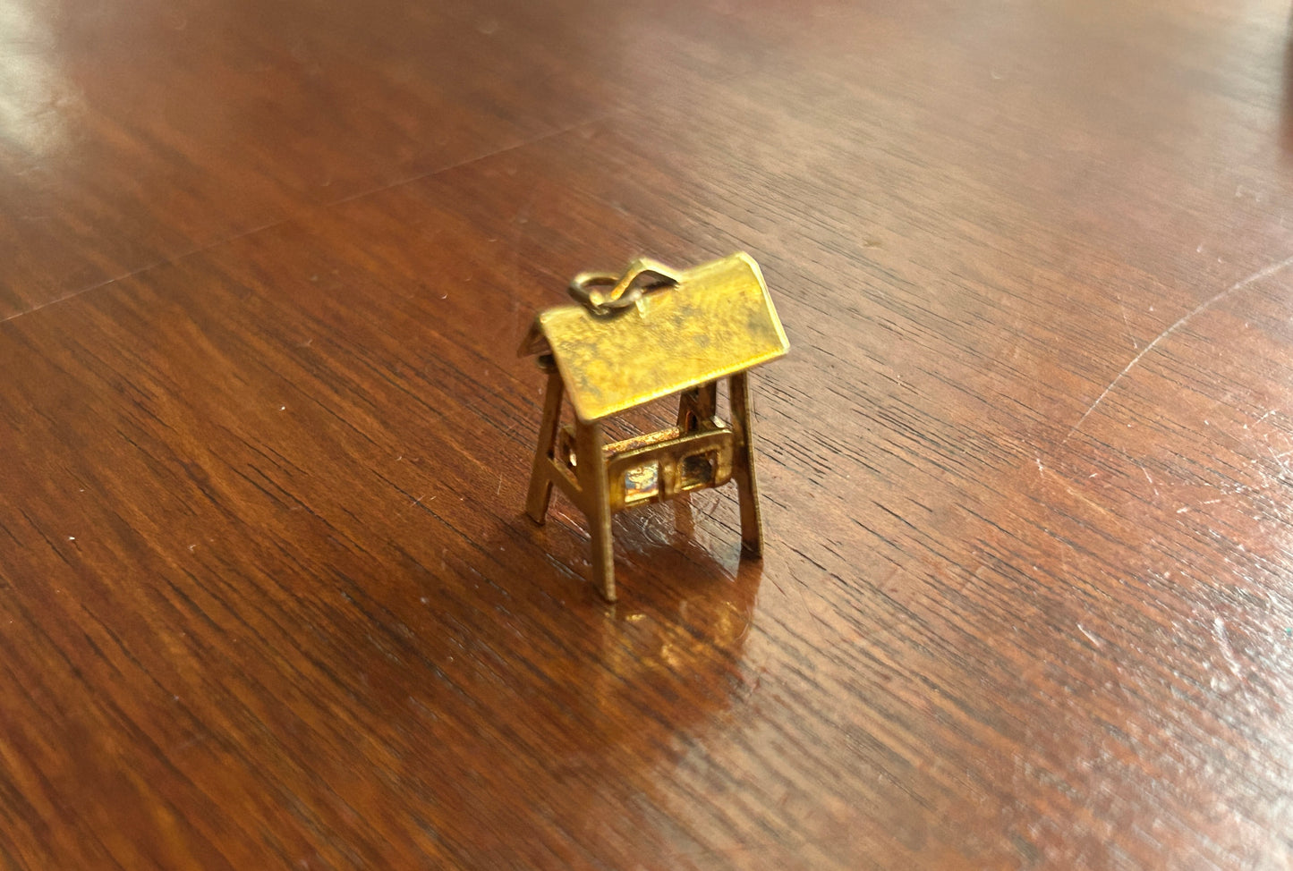 Retro Style Gold Tone Swing Charm Swing Moves