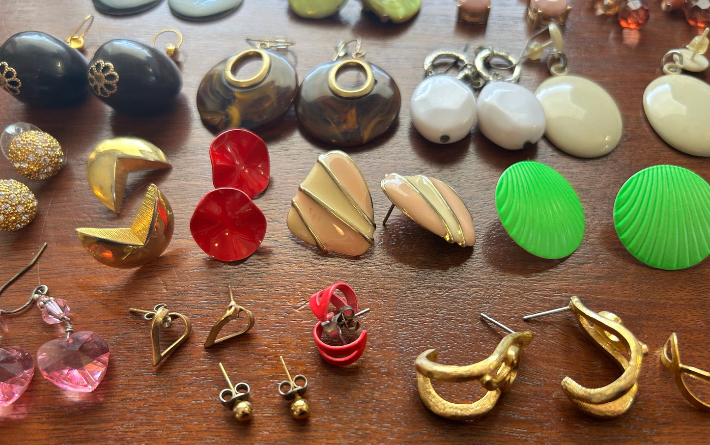 Vintage to Now Pierced Earrings Lot 28 Pairs Faux Tortoise Shell Copper Enamel