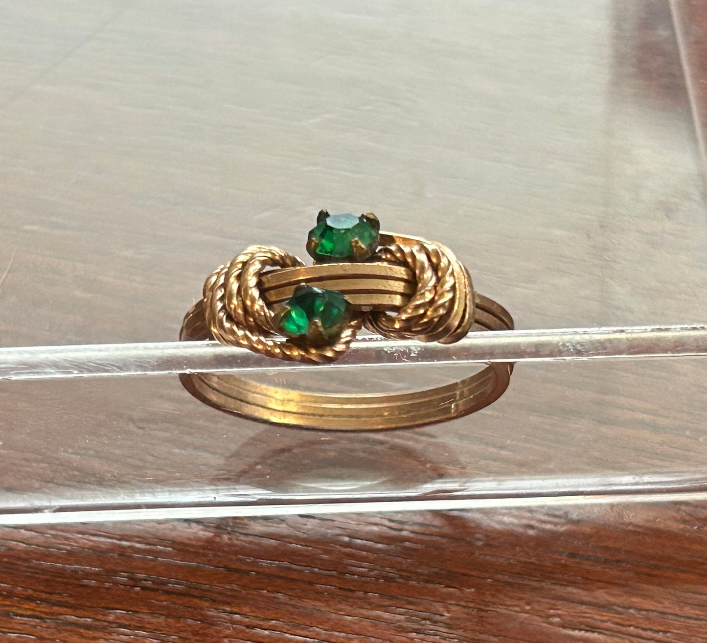 Vintage Gold Wire Wrap Green Rhinestone Ring Sz 5.5