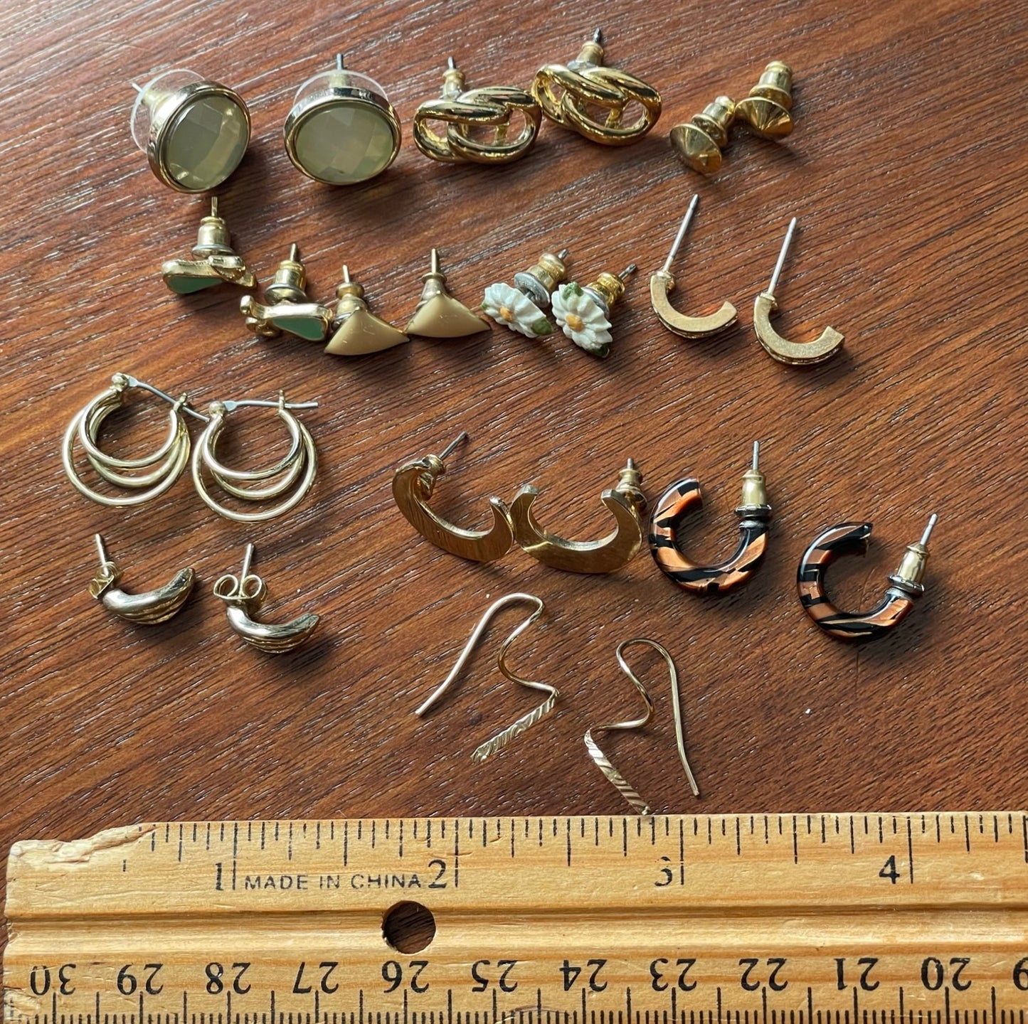 Vintage to Now Pierced Stud Hoop Earring Lot Faur Tortoise Shell God Tone Flower