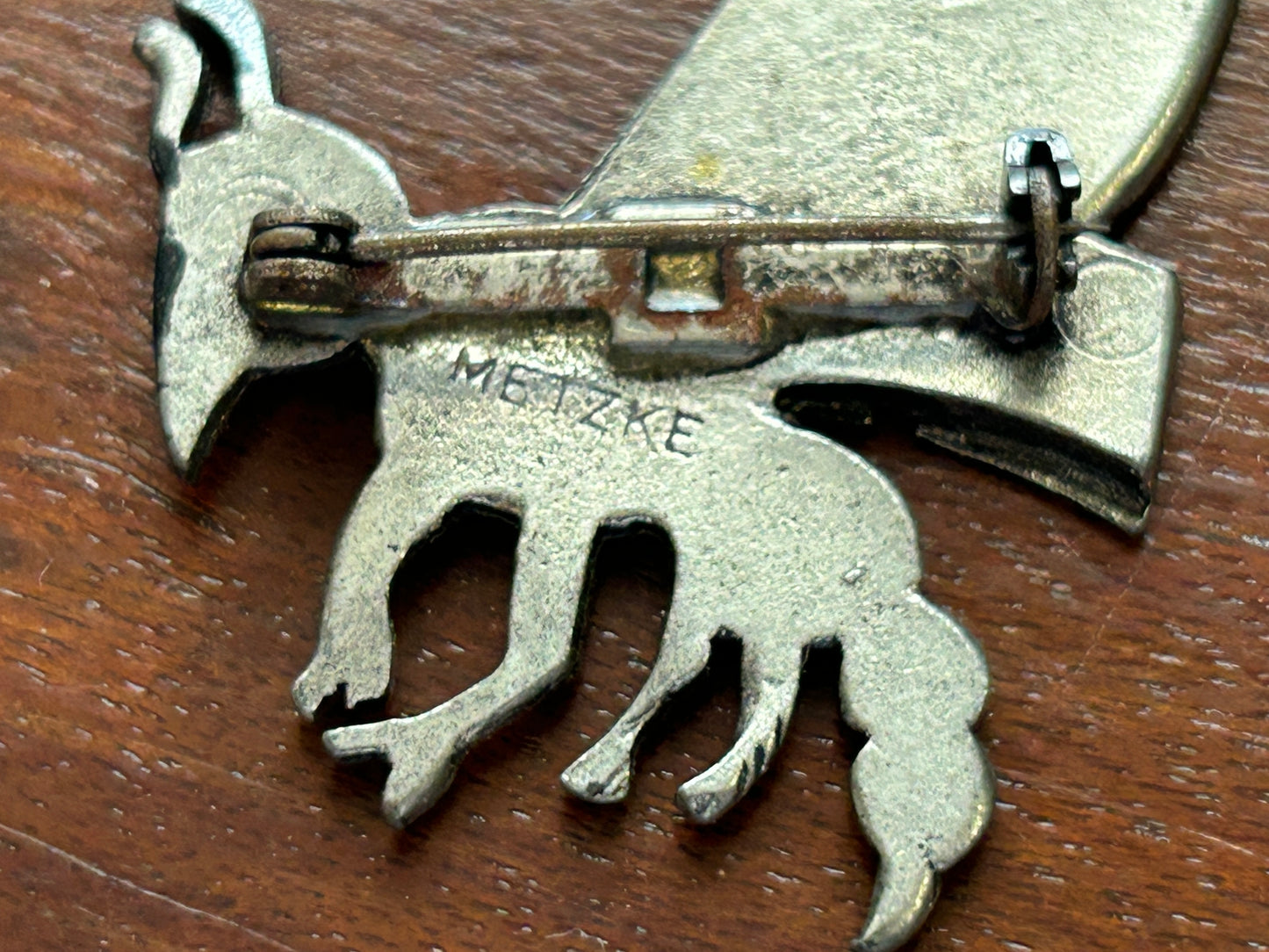 Vintage Signed Metzke Hornet Pewter Tone Pin Brooch