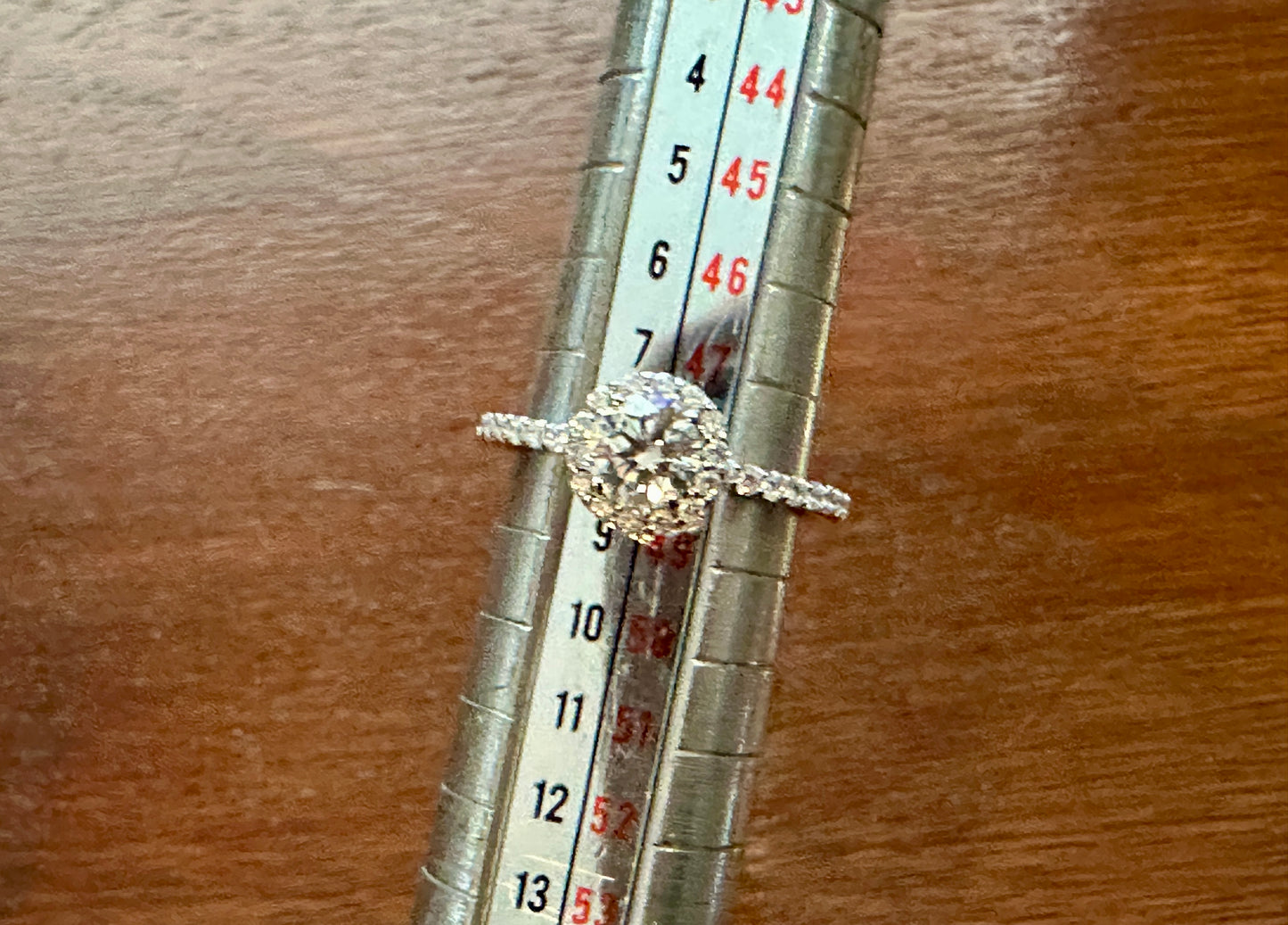 Zales 14k White Gold 1ctw Diamond Halo Engagement Ring Sz 4.5