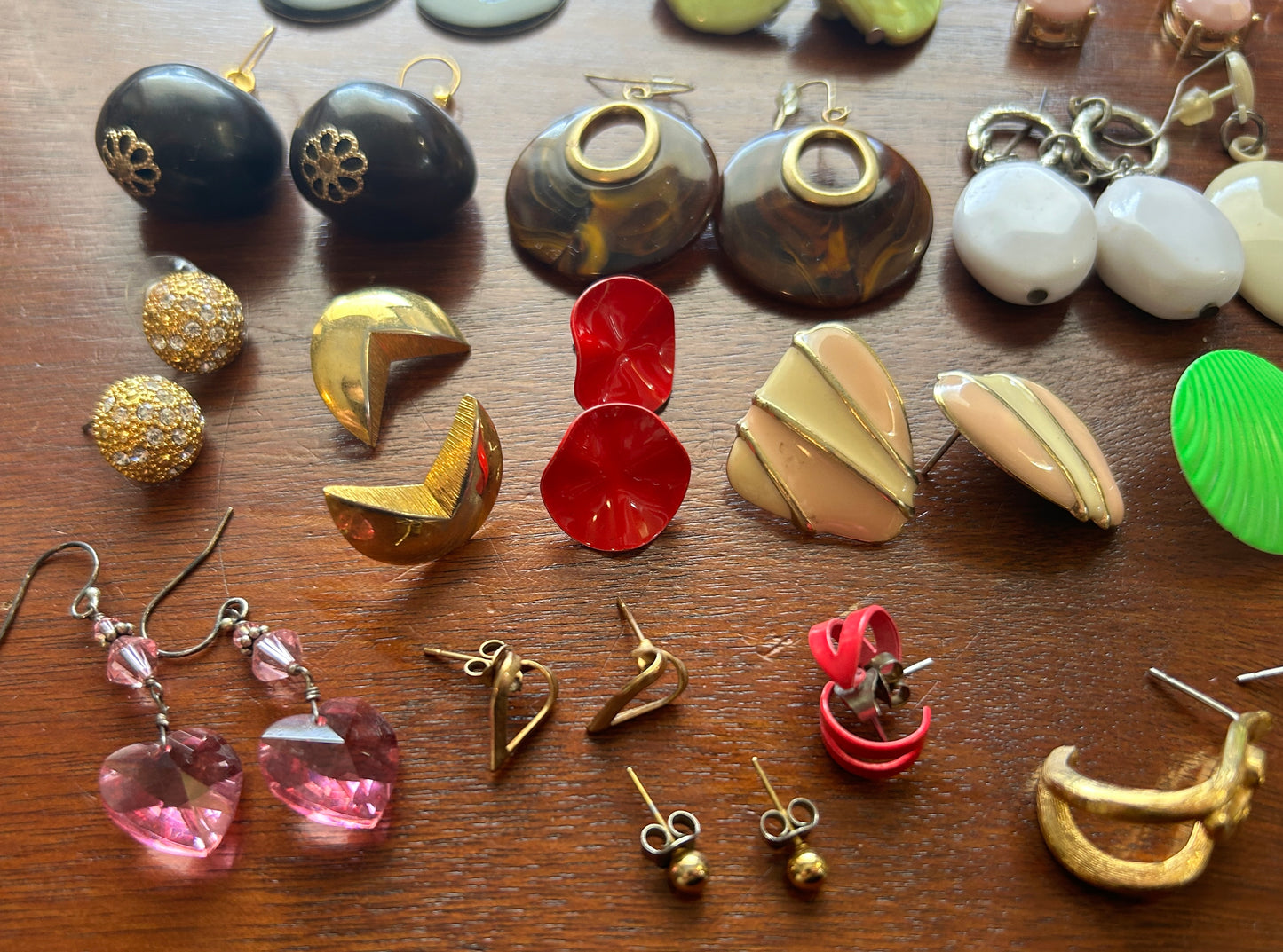 Vintage to Now Pierced Earrings Lot 28 Pairs Faux Tortoise Shell Copper Enamel