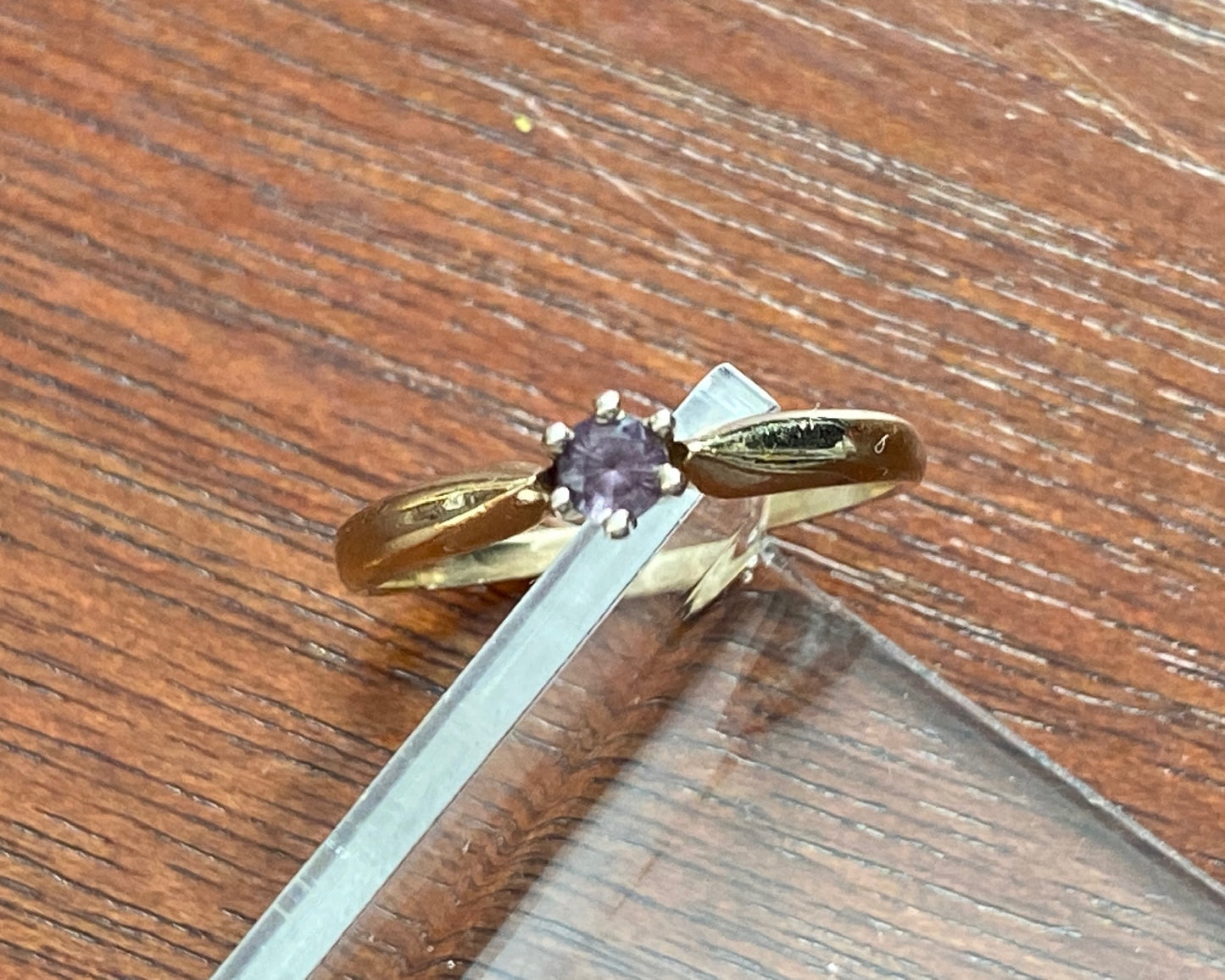Vintage 10k Yellow Gold Prong Set Amethyst Ring Sz 4.25