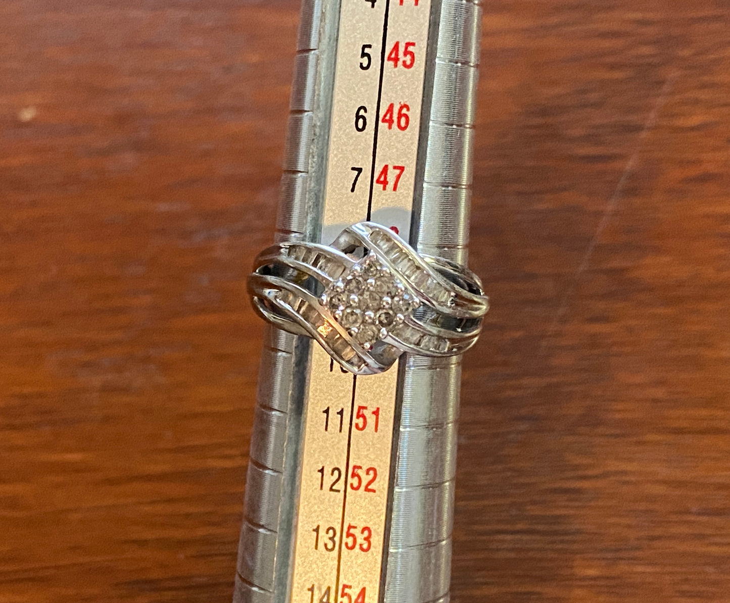 SUN Designer 10k White Gold Round Baguette Diamond Ring Sz 5