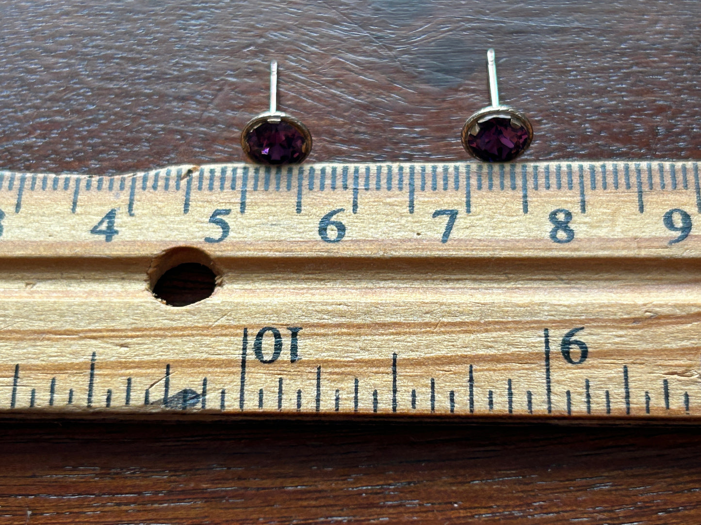 Vintage 10k Yellow Gold Faceted Amethyst Stud Pierced Earrings