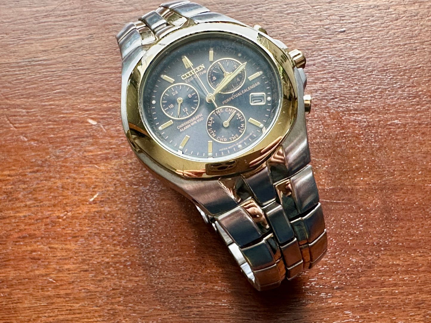 Citizen Eco-Drive E812-K001218 Perpetual Chronograph Alarm Silver/Gold Tone