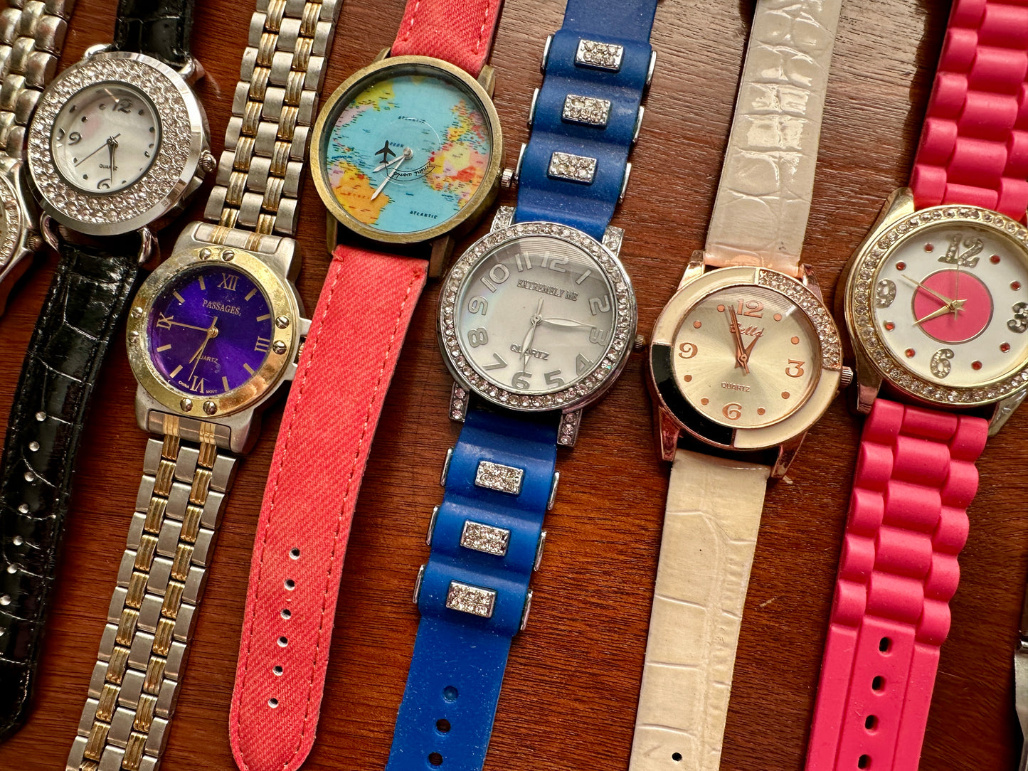 Vintage to Now Womens Wristwatch Watch Lot Gold Silver Rhinestone Quartz