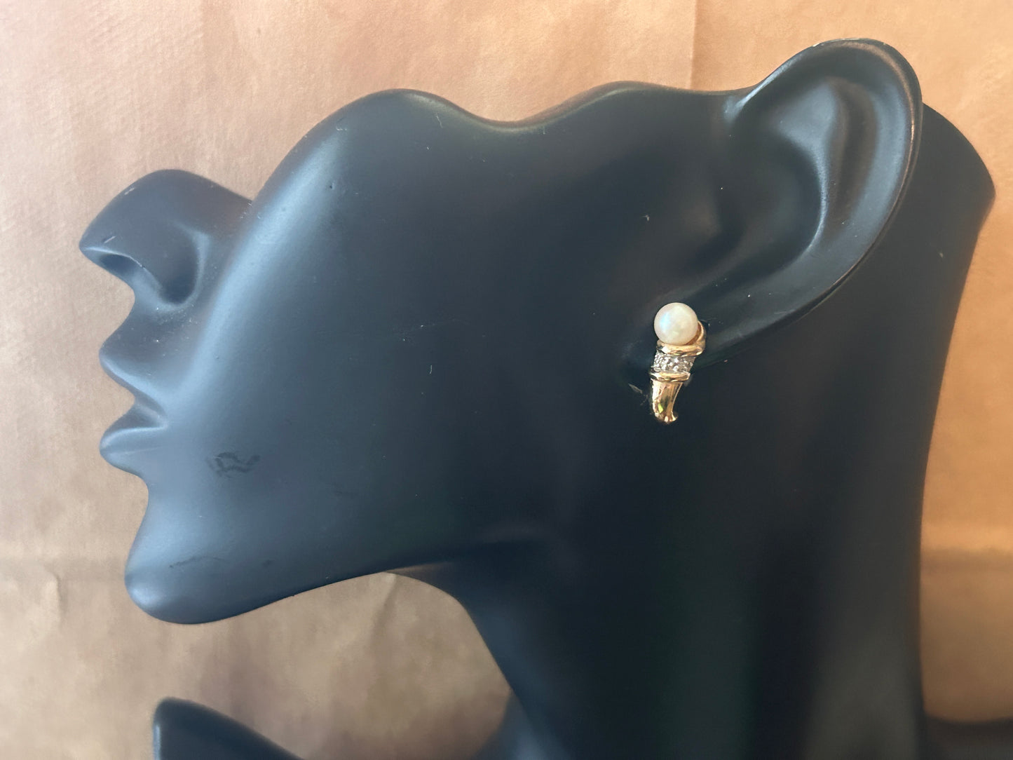 14k Yellow Gold 6mm Pearl Diamond Accent Earrings