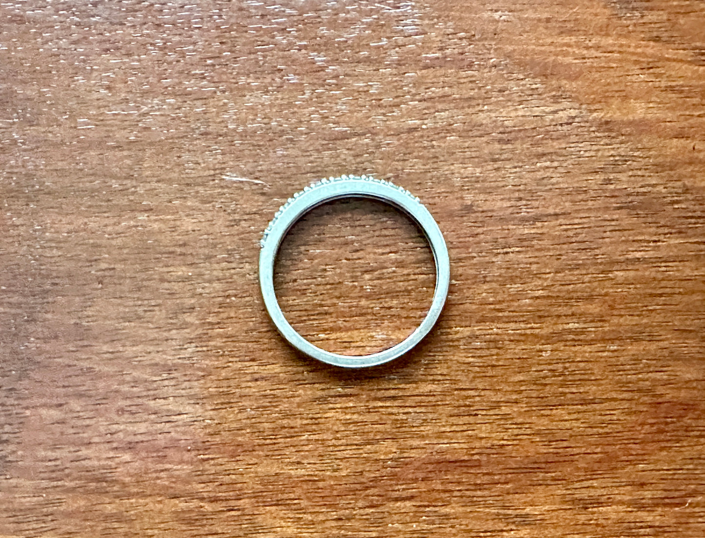 10k White Gold Diamond Wedding Band Ring Sz 6.75 - 7