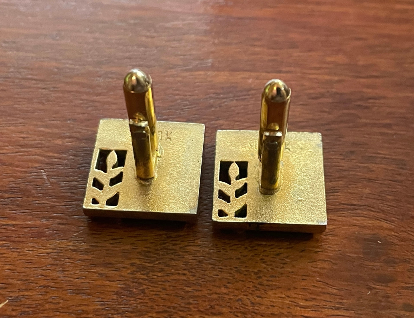Vintage Midcentury Swank Gold Tone Red Inlay Cufflinks