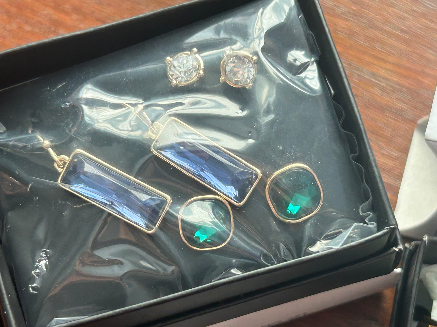 Avon Fireworks Jewelry Lot Earrings Cocktail Ring Sz 10 Rhinestone Dangly Studs