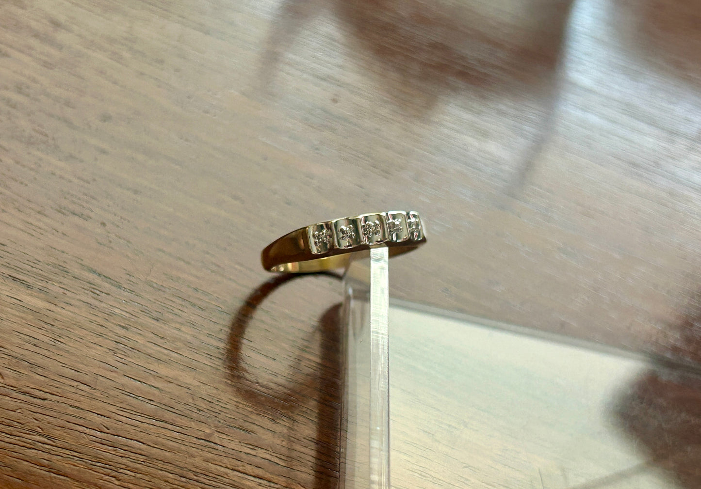 Vintage 10k Yellow Gold Diamond Accent Band Ring Sz 7.75