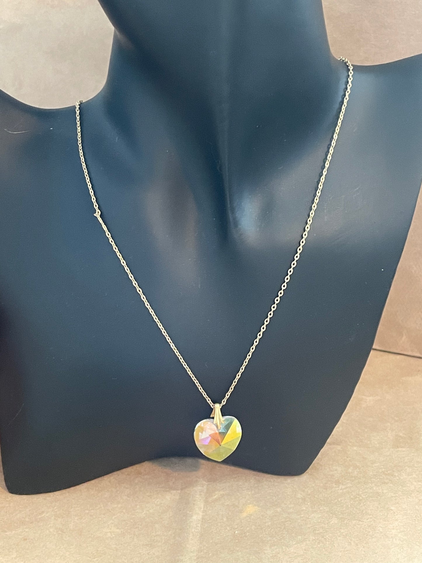 Vintage Gold Tone Chain AB Aurora Borealis Heart Shaped Pendant Necklace