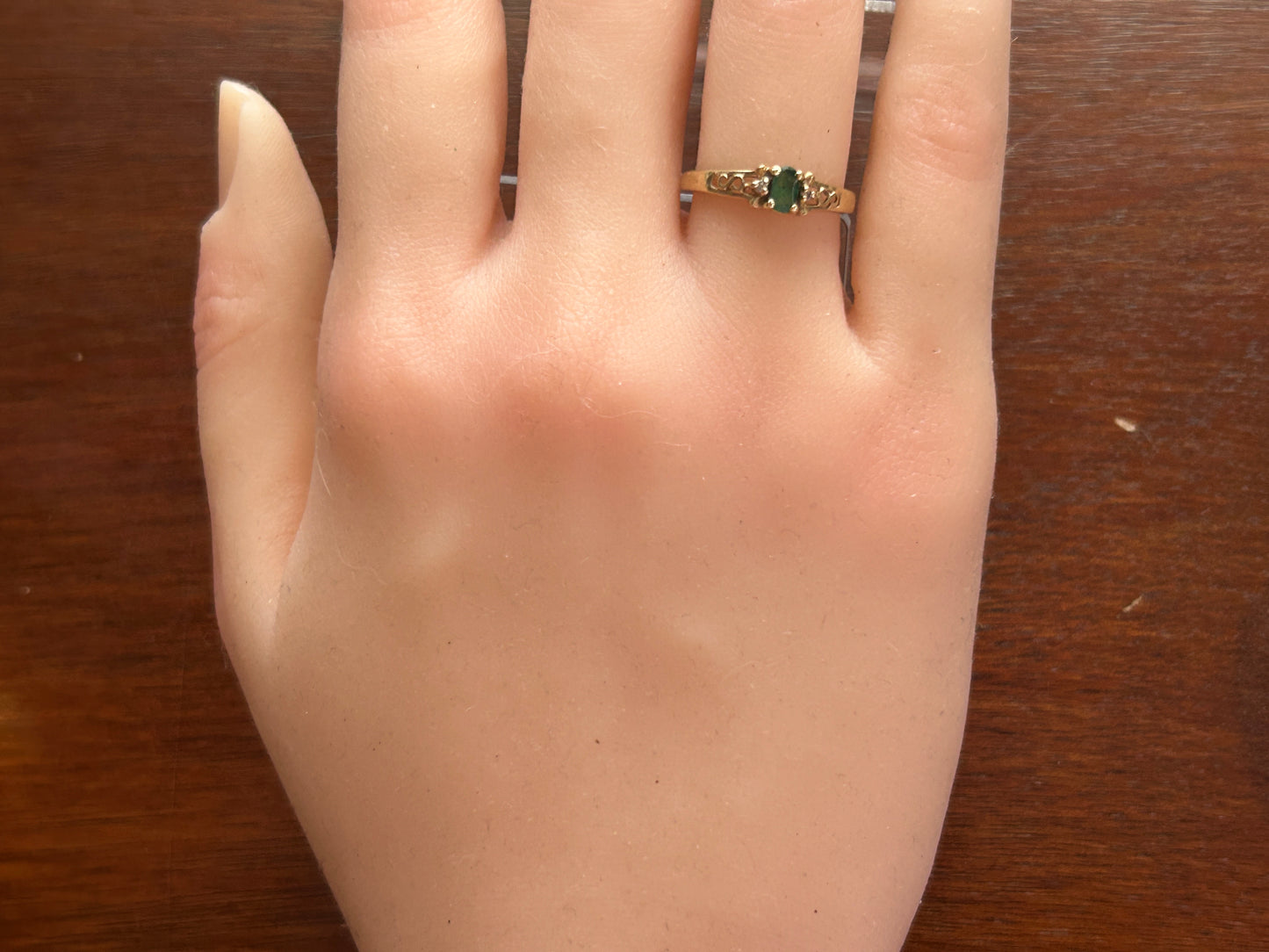 10k Yellow Gold Emerald Diamond Accent Scroll Work Ring Sz 5.75