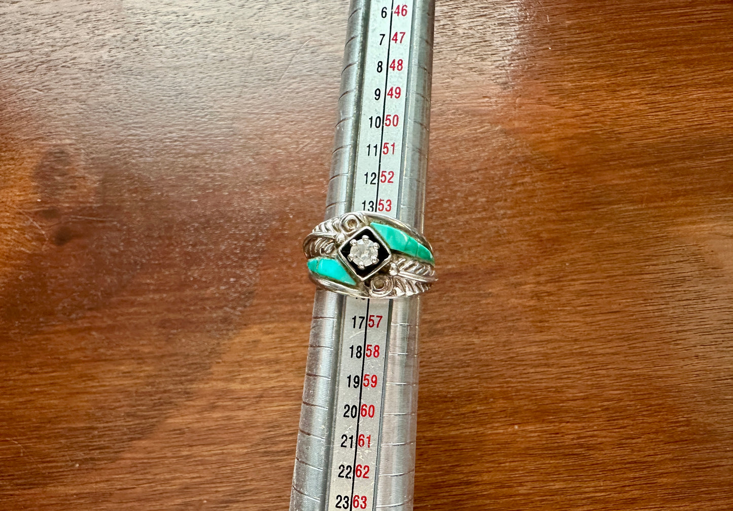 Signed CW Navajo Sterling Silver 925 Turquouse CZ Black Relief Ring Sz 7.25