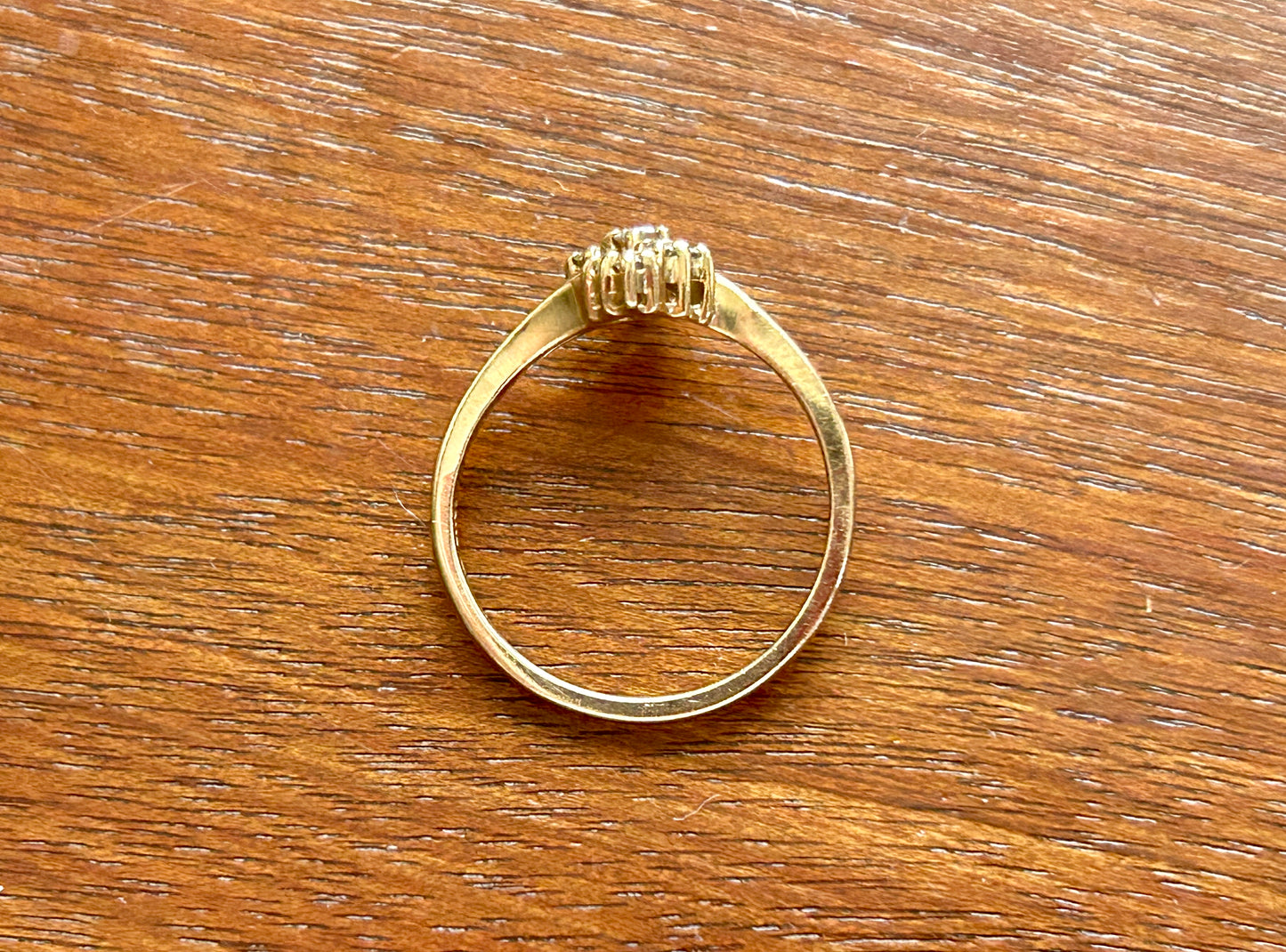 Dainty Vintage 10k Yellow Gold Diamond Cluster Ring Sz 6.75