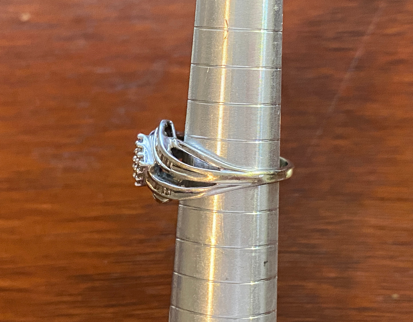 SUN Designer 10k White Gold Round Baguette Diamond Ring Sz 5