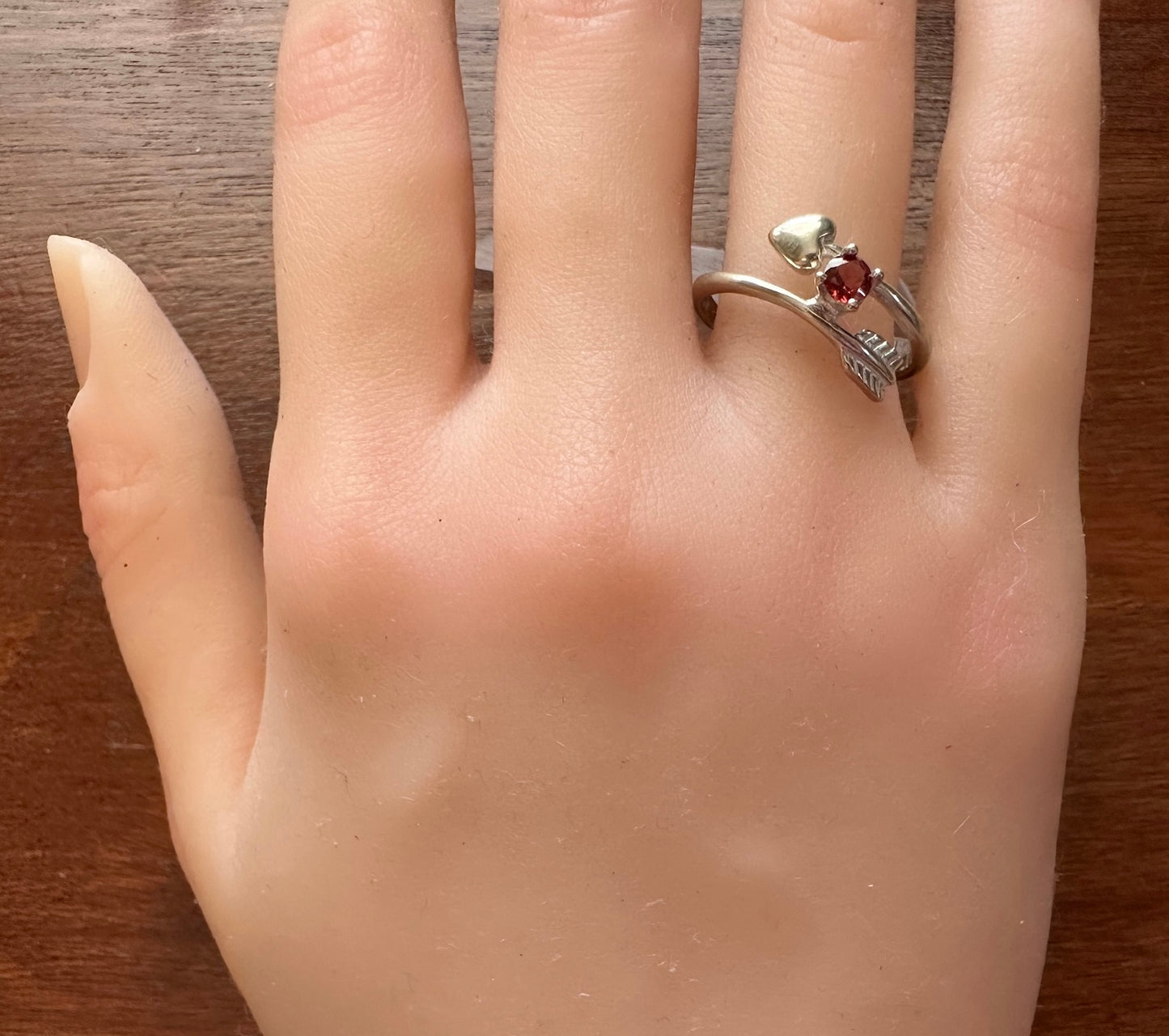 Signed Avon Sterling Silver 925 Garnet Heart Arrow Bypass Ring Sz 8.5