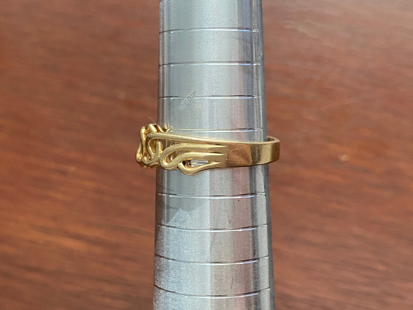 18k Yellow Gold Open Heart Band Ring Sz 8