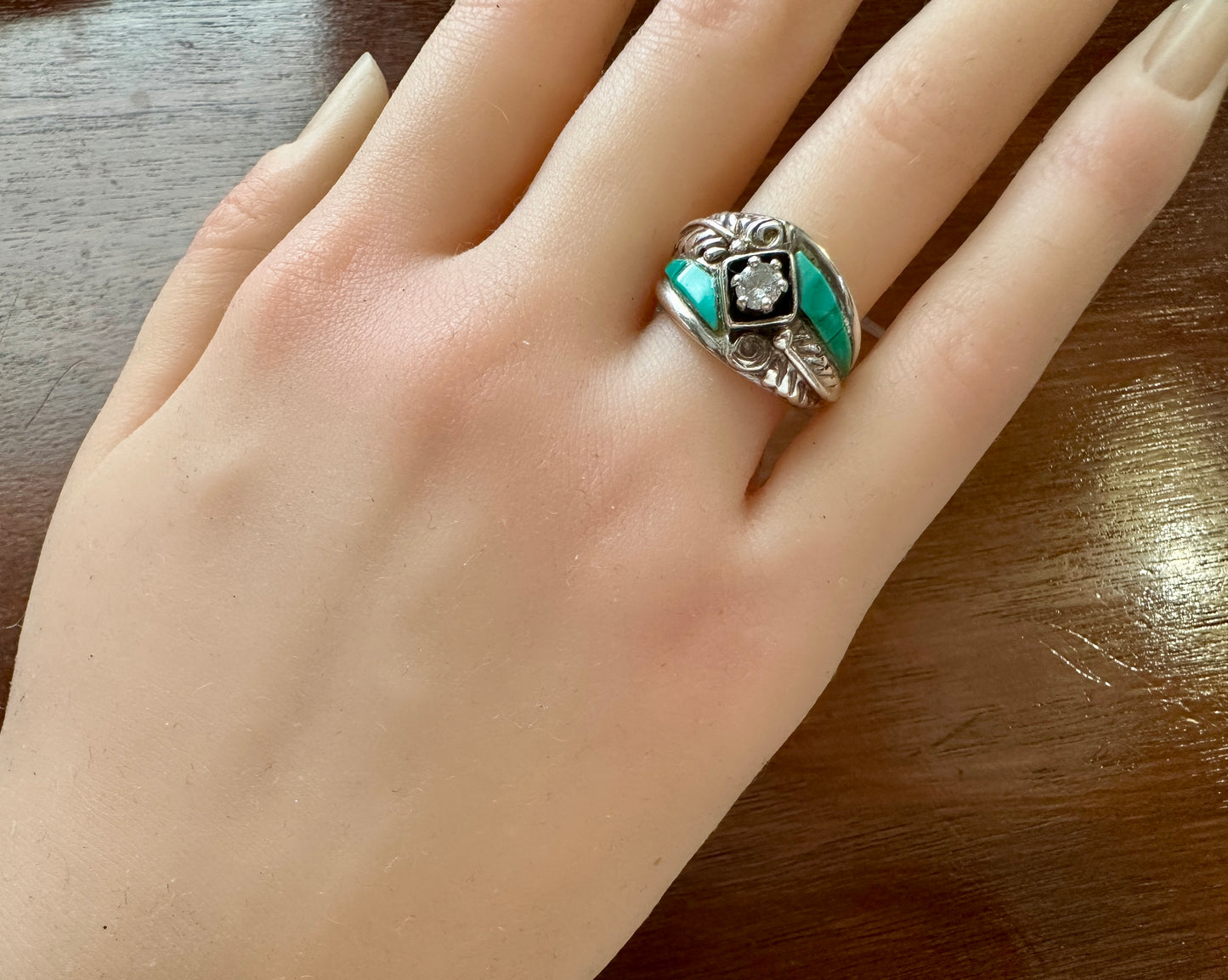 Signed CW Navajo Sterling Silver 925 Turquouse CZ Black Relief Ring Sz 7.25