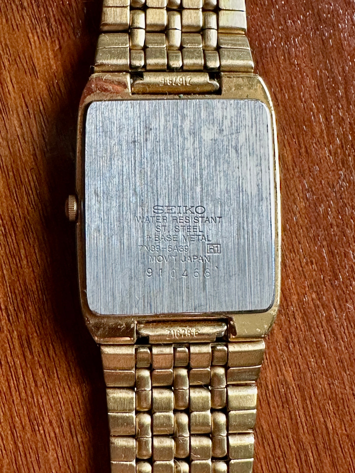 Vintage Seiko Men's Tank Quartz Watch Date Stainless Steel Gold Tone 7N39-5A39