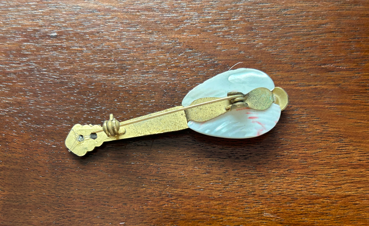 Vintage Gold Tone Mother of Pearl Guitar Brooch Pin