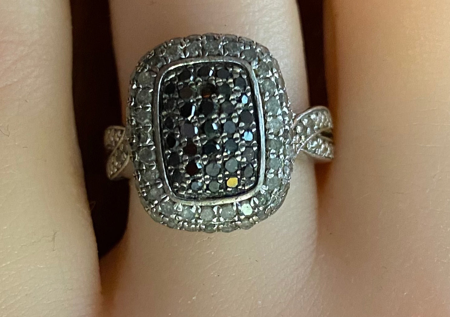 Sterling Silver 925 Black White Pave Diamond Ring Sz 6.5