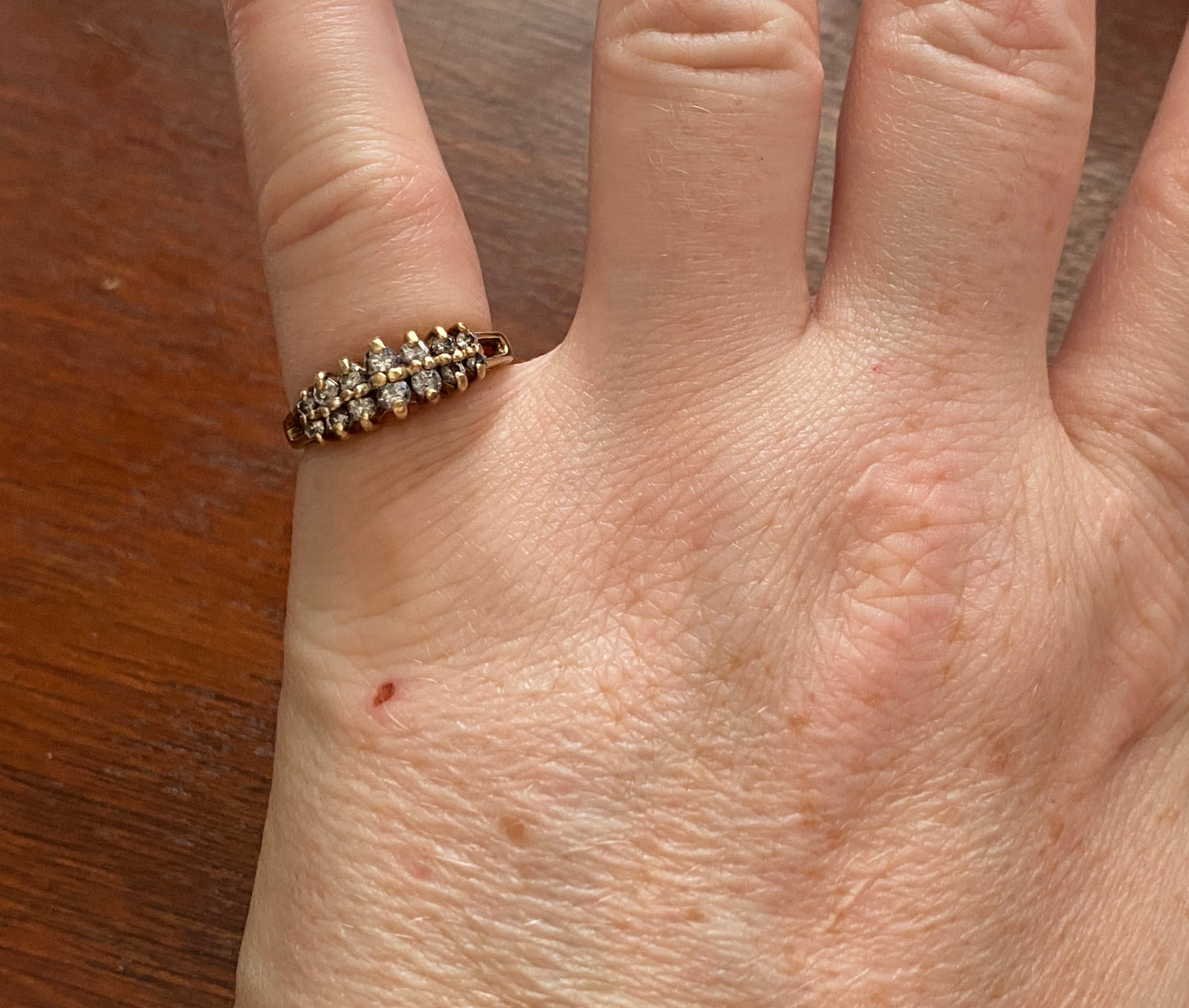 10k Yellow Gold 2 Row Graduating Size Diamond Ring Sz 6