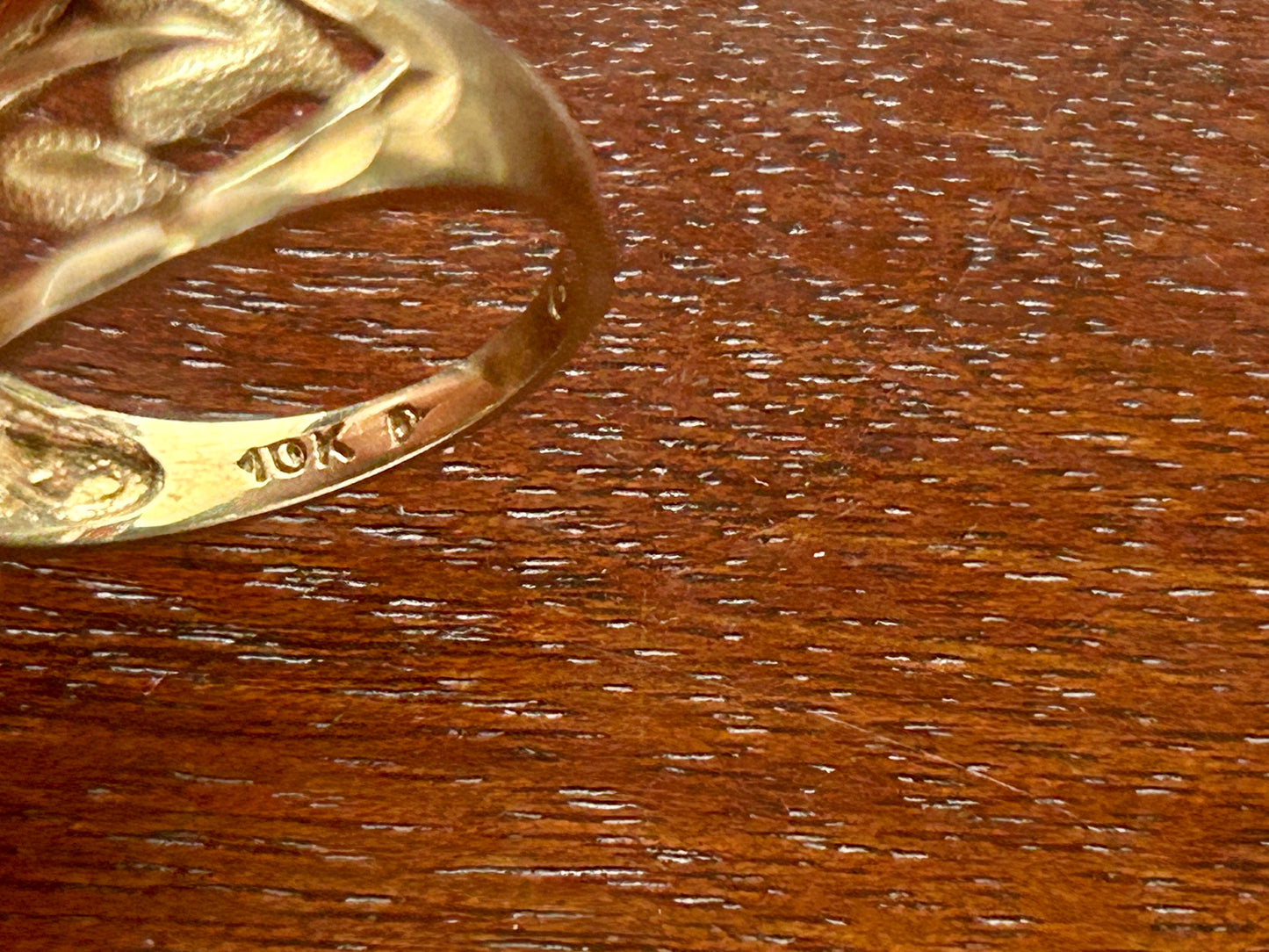 10k Yellow Gold Open Work Floral Motif Cocktail Ring Band Sz 7
