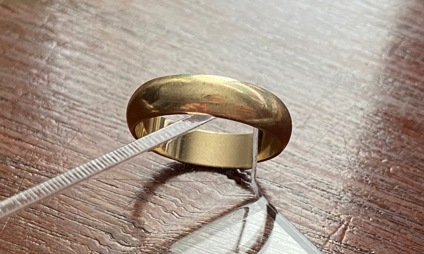 PJ Co 10k Yellow Gold Wide Wedding Band Sz 7.75