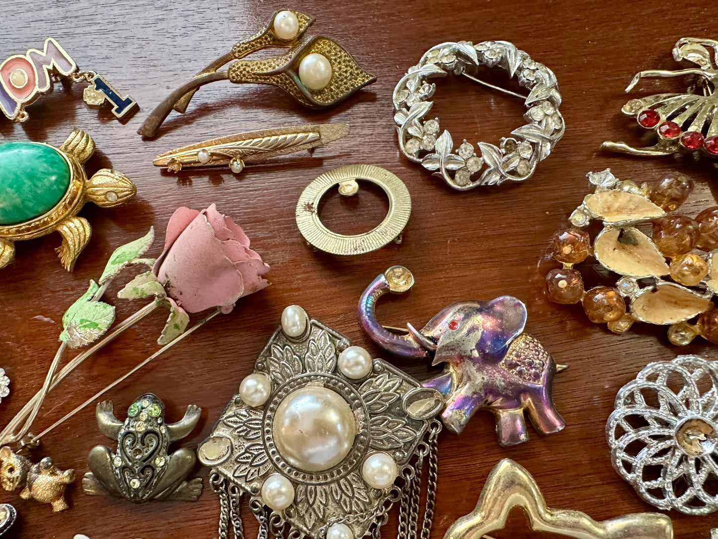 Vintage Jewelry Harvest Craft Lot Avon Rhinestone Faux Pearl Brooch Bracelet