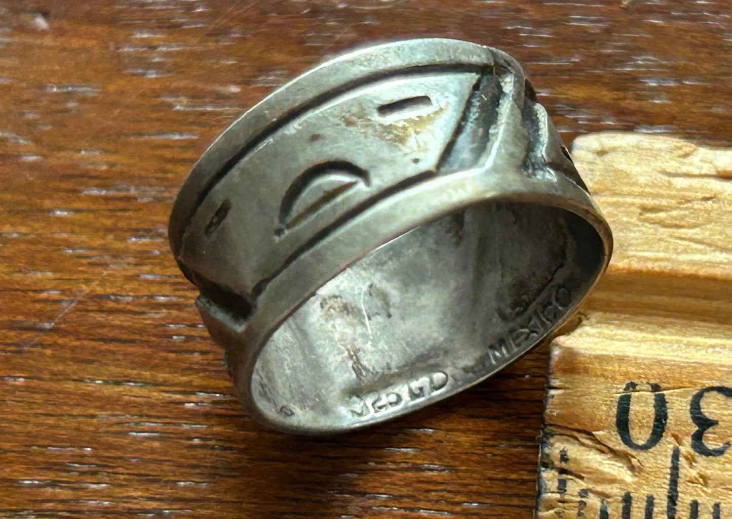 Vintage Sterling Silver 925 Wide Band Ring Face Design Sz 6