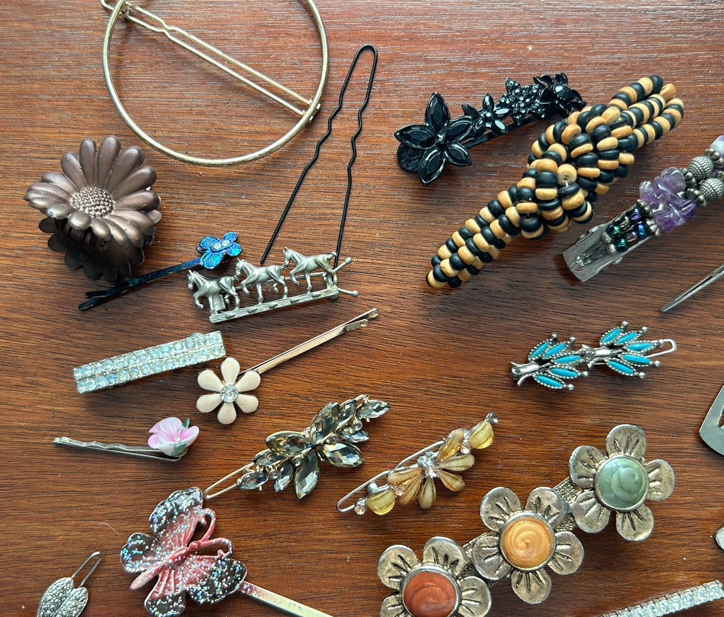 Vintage to Now Hair Accessories Lot Clips Combs Barrettes Hearts Rhinestones