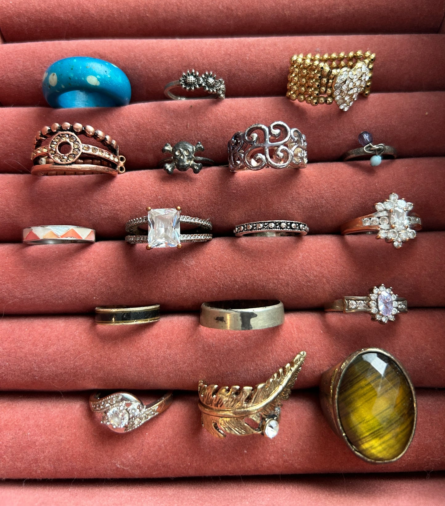 Vintage to Now Fashion Costume Ring Lot Band Hearts Rhinestones Silver Gold Tone