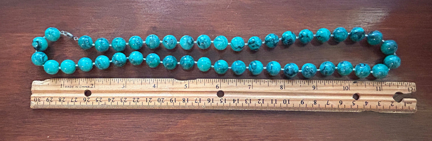 Vintage Faux Malachite Knotted Single Strand Necklace