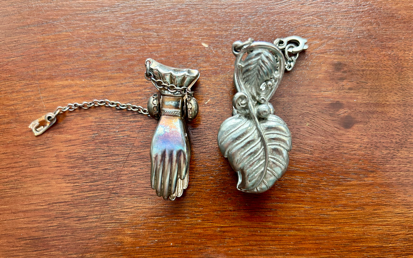 Vintage Silver Tone Glove Clip Lot Victorian Style Hands Leaf