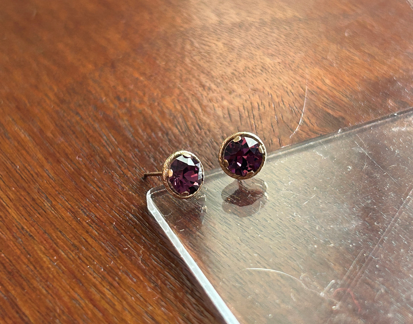 Vintage 10k Yellow Gold Faceted Amethyst Stud Pierced Earrings