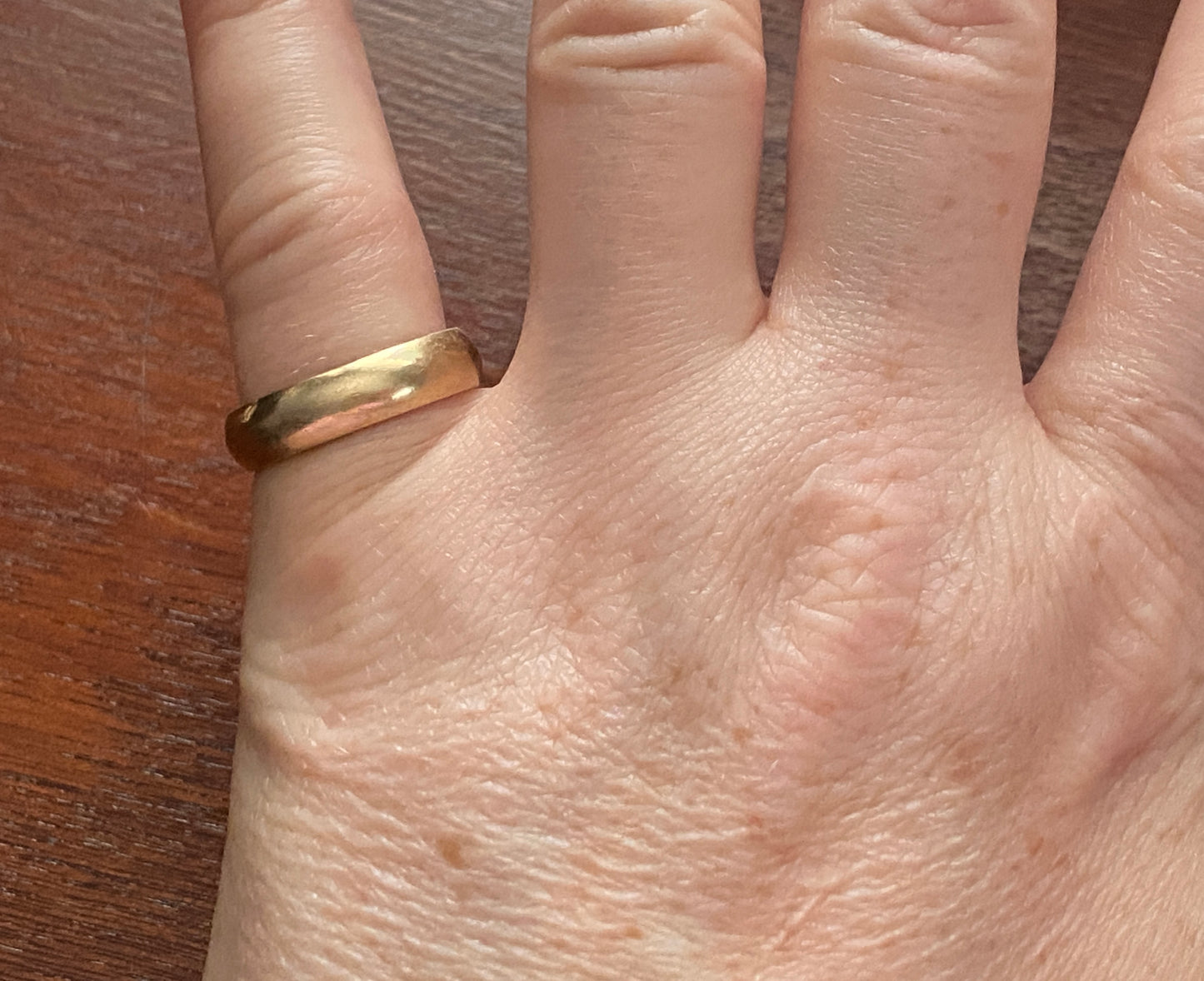 PJ Co 10k Yellow Gold Wide Wedding Band Sz 7.75