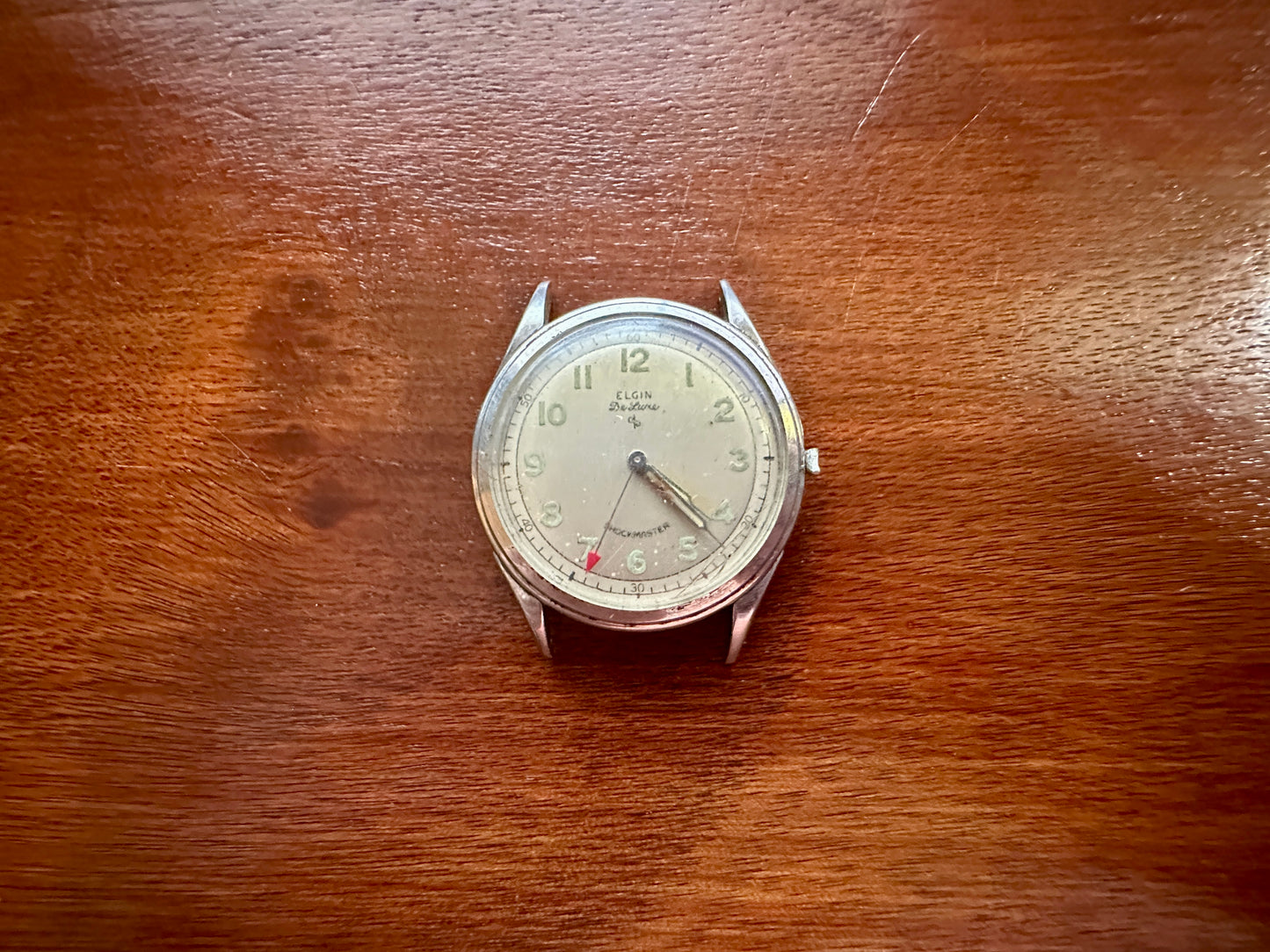 Vintage Elgin Deluxe Shockmaster 685 Military Watch Damaged