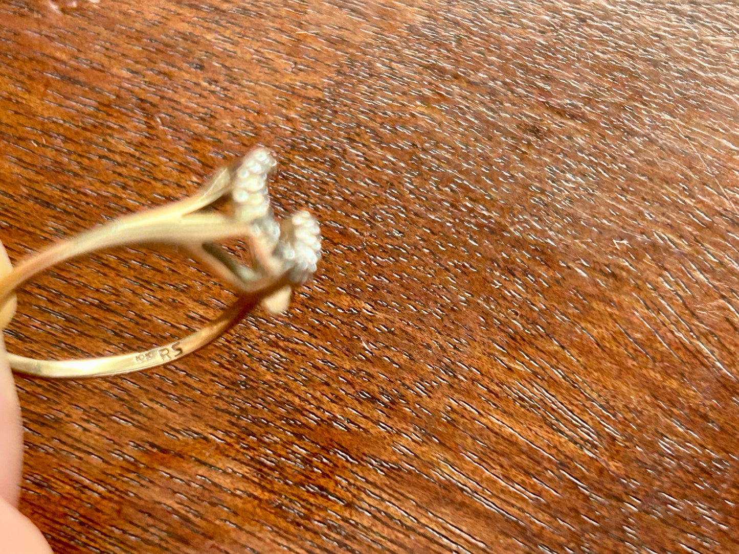 Designer Signed RS 10k Yellow Gold Diamond Accent Horseshoe Ring Sz 6