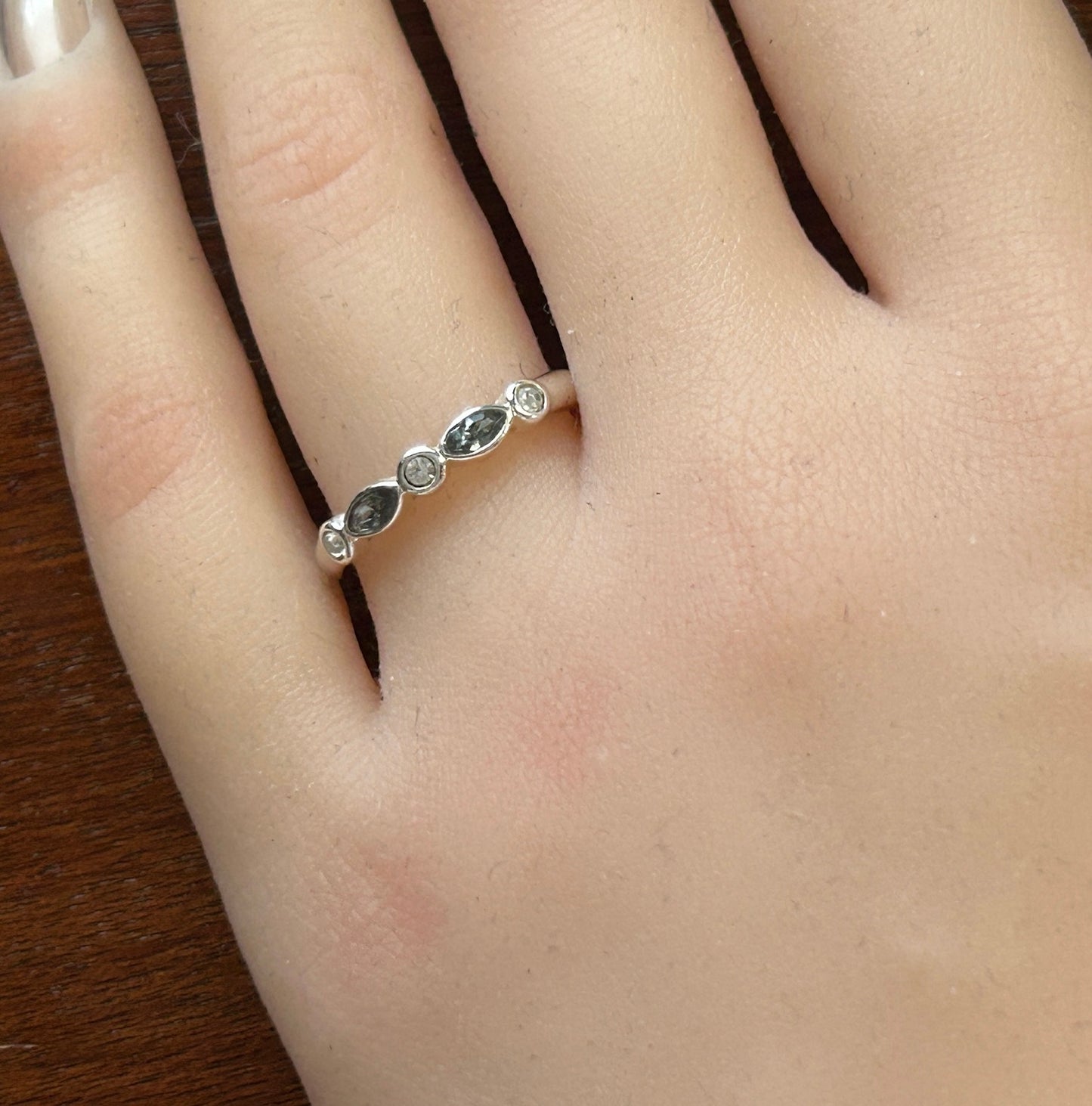 Silver Tone Gray White Clear Ring Band Marquise Round Sz 7