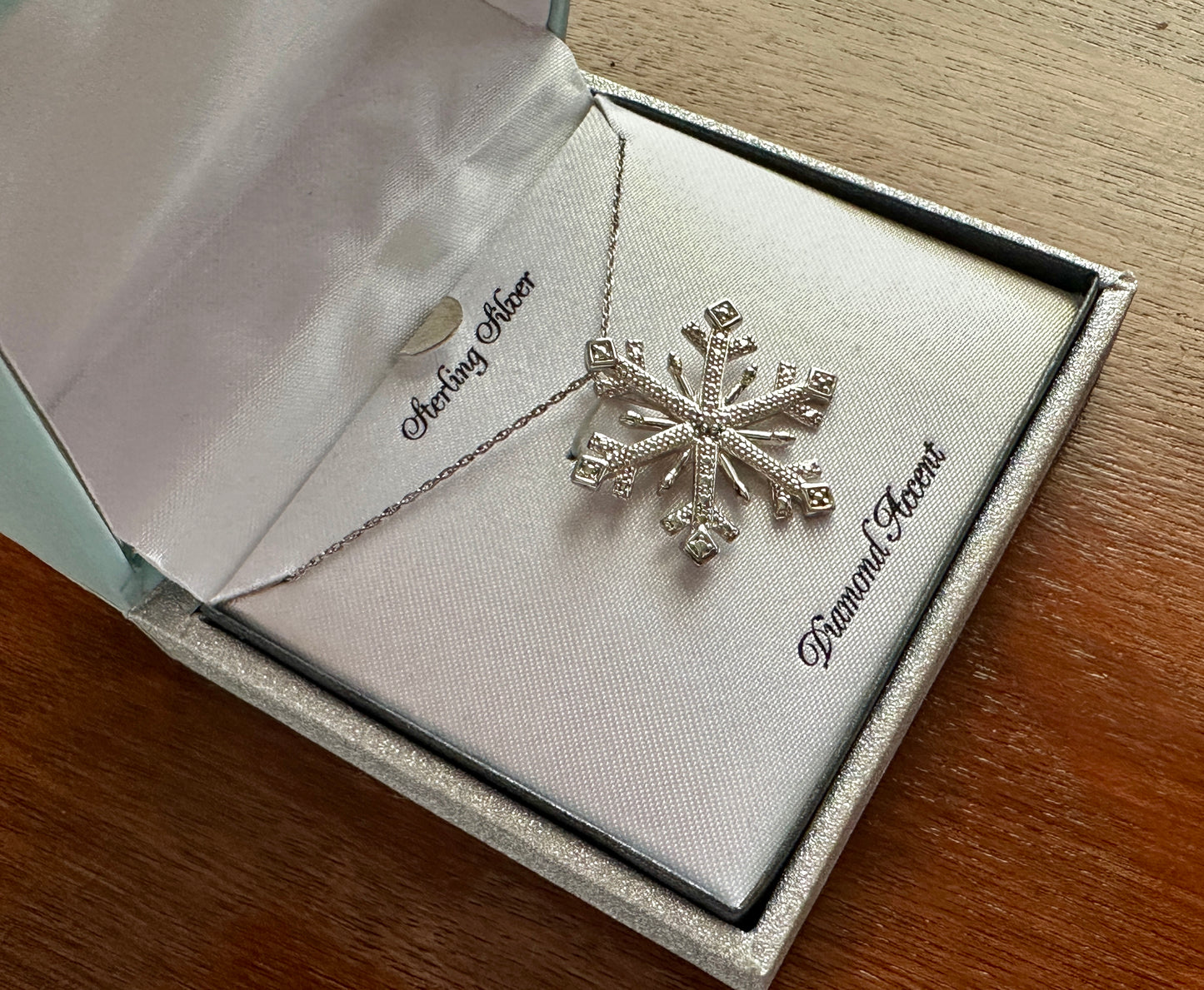 Sterling Silver 925 Diamond Accent Snowflake Winter Pendant Necklace 18" Chain