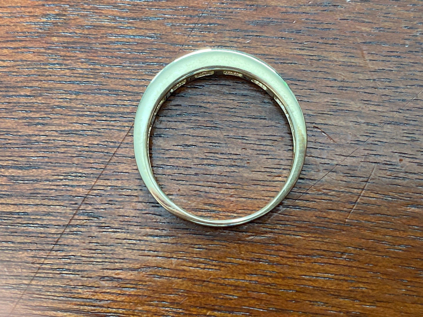 10k Yellow Gold Channel Set Diamond Band Ring Sz 7.75