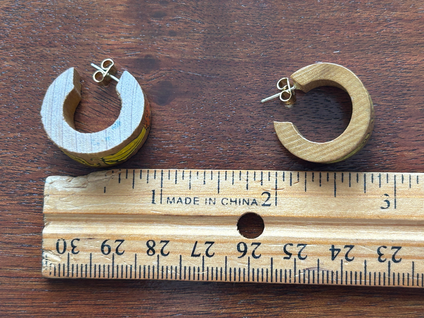Vintage 70's Wood Yellow Red Siamese Cat Pierced Earrings