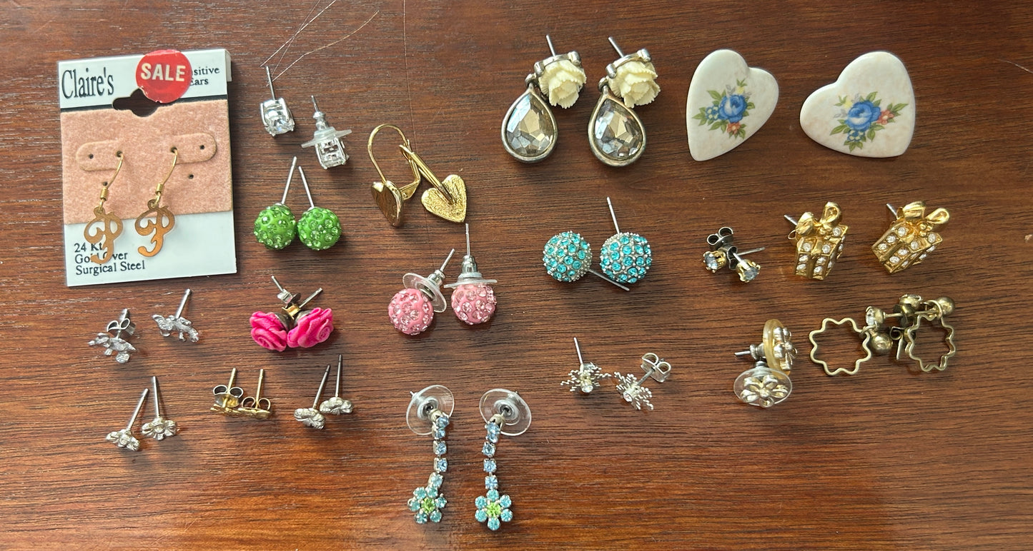 Vintage to Now Lot of Sweet Cute Pierced Earrings Hearts Flowers Rhinestones