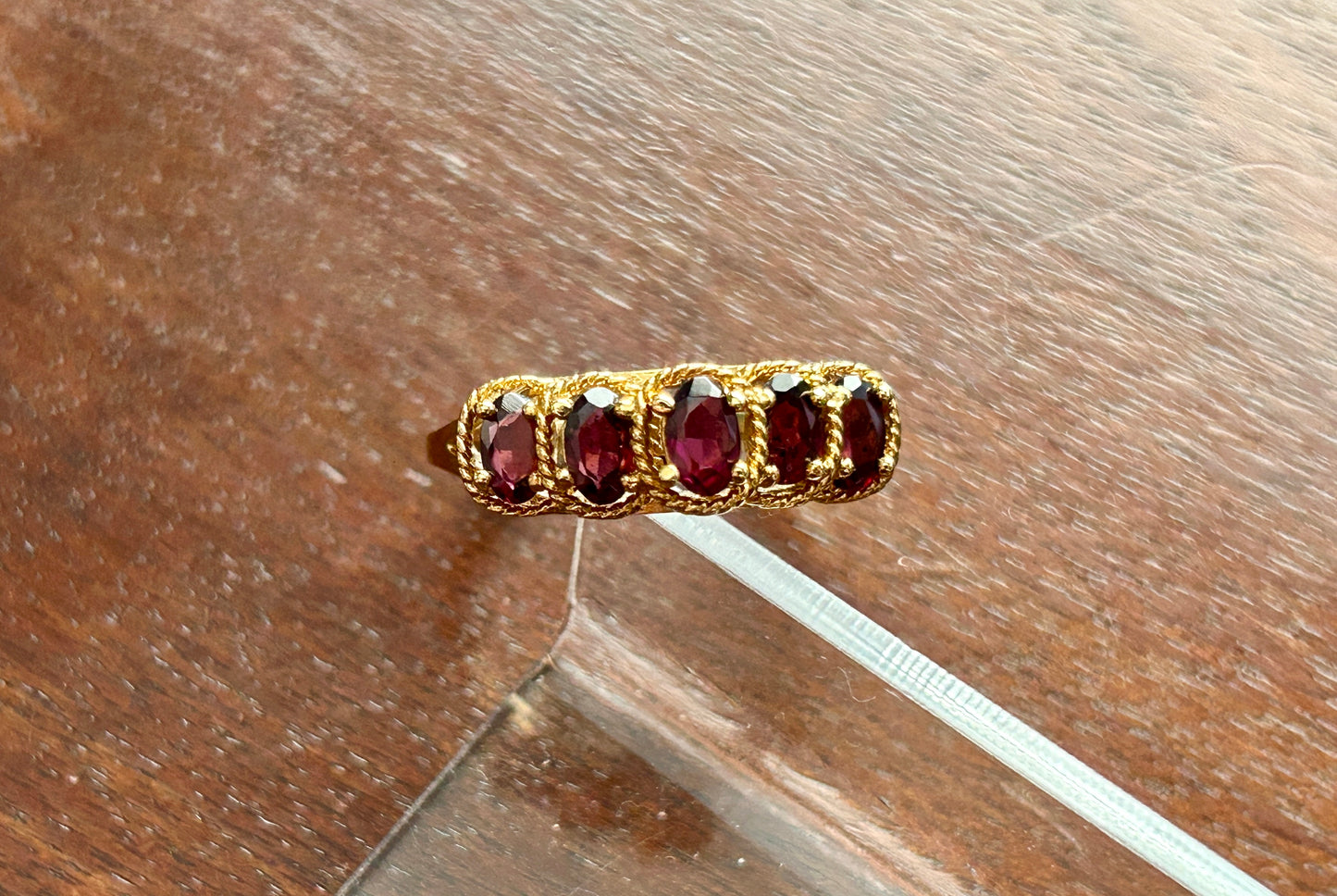 Vintage Gold Tone 5 Stone Oval Red Stone Cocktail Ring Sz 9