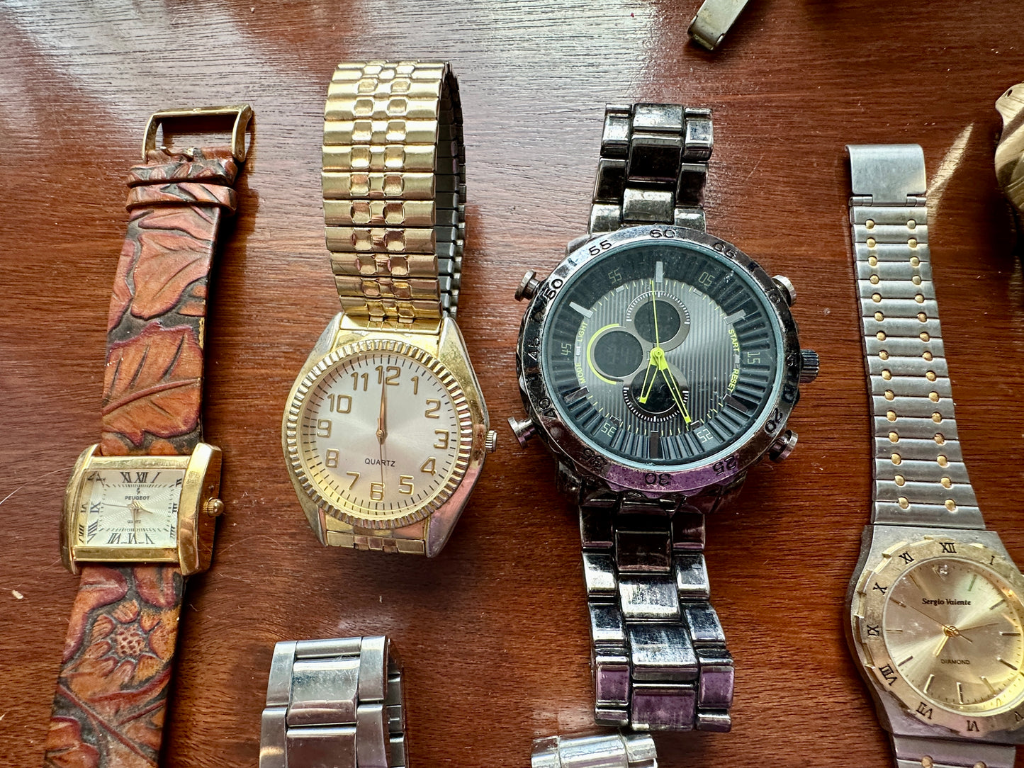 Vintage to Now Mens Wristwatch Watch Lot Quartz Seiko Chronograph Marc Jacobs